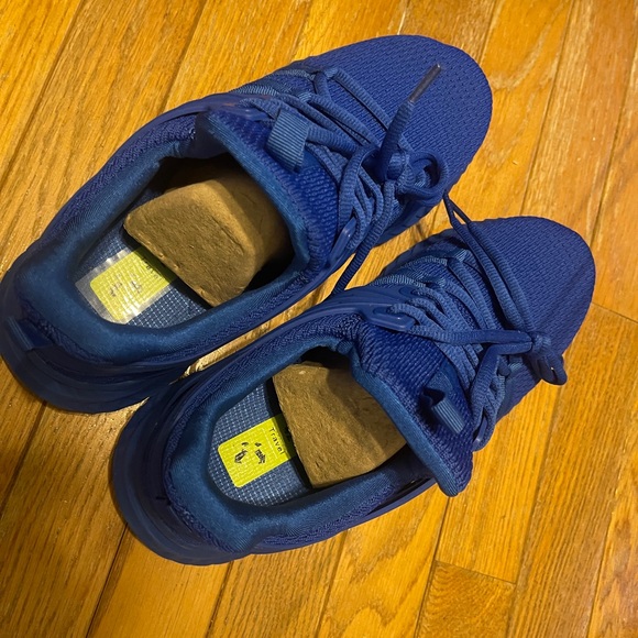 bboos Womens Slip On Sneakers Lightweight Casual Sneakers for Gym Travel Work - Picture 2 of 11